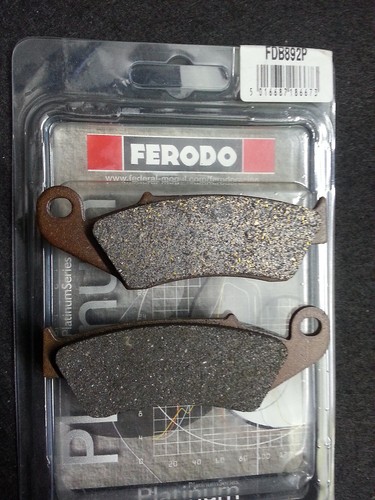 Paire plaquettes frein aprilia - frein,